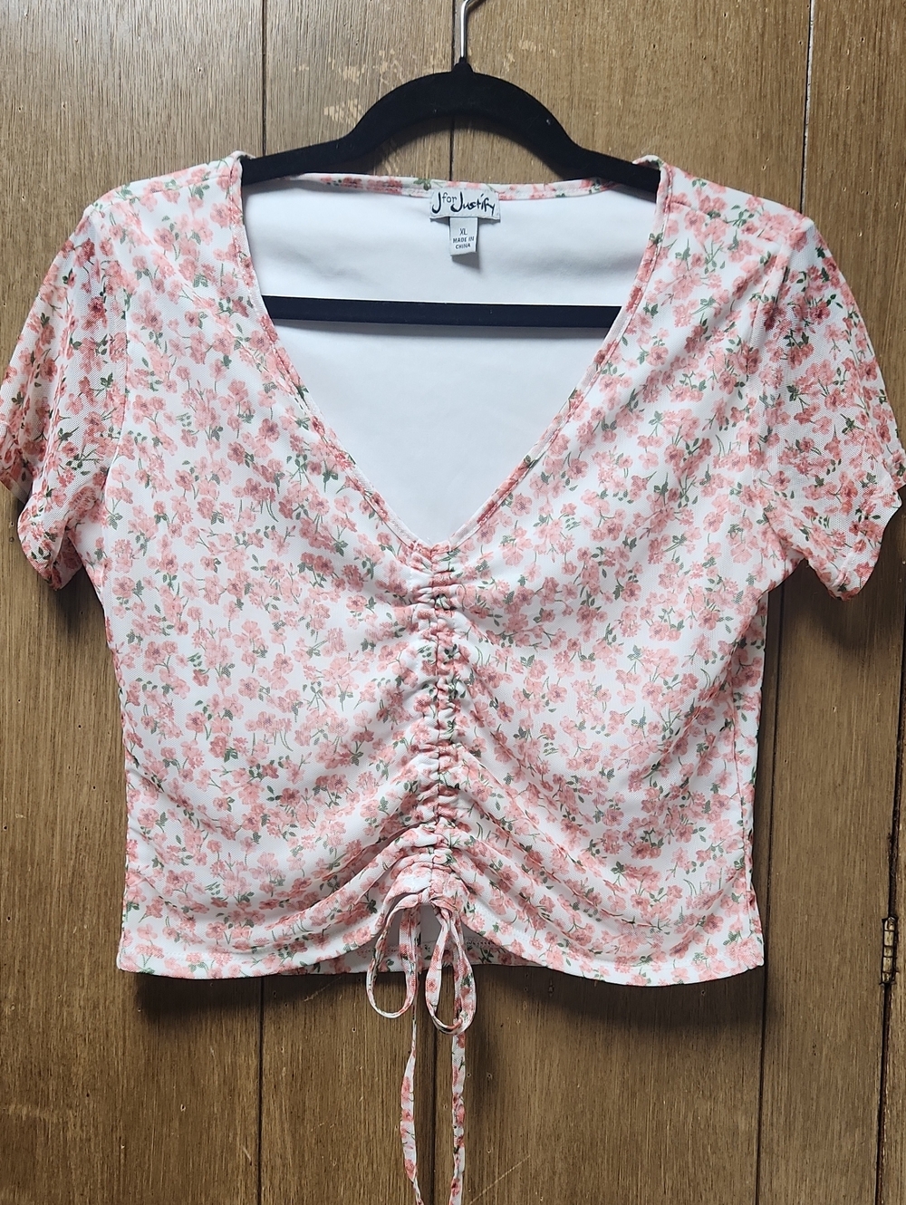 J for Justify Pink Floral Ruched V-Neck Crop Top
